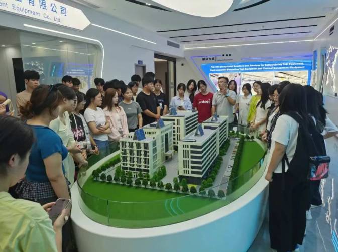 校企交流促共进｜萍乡学院商学院师生走进广东贝尔参观交流