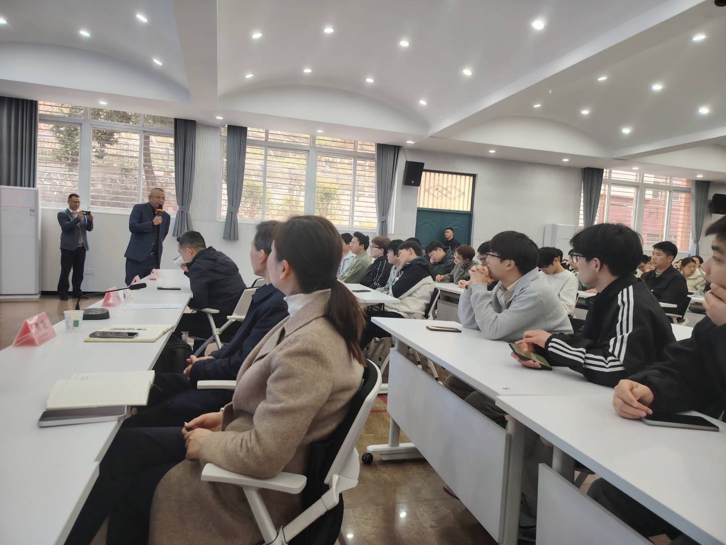 湖汽启航，贝尔同行&mdash;&mdash;广东贝尔受邀参与湖北汽车工业学院校友交流与专场宣讲活动